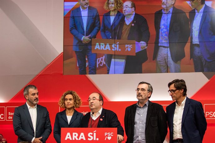 Jaume Collboni, Meritxell Batet, Miquel Iceta, Manuel Cruz i Oriol Illa en la nit electoral del PSC de les eleccions generals del 10 de novembre del 2019