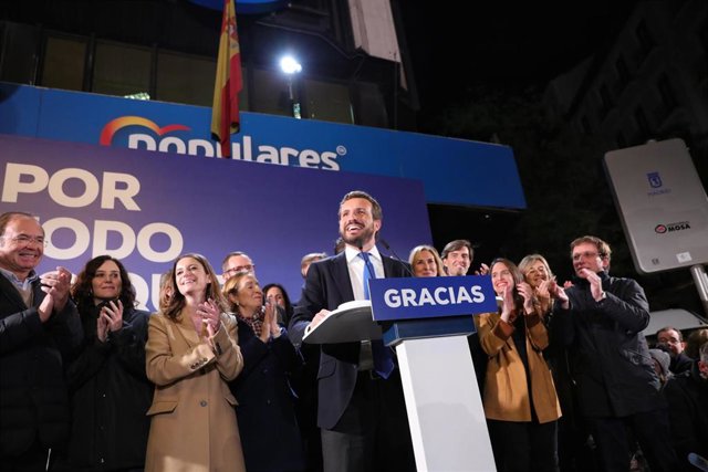 El presidente del PP y candidato del partido a la Presidencia del Gobierno, Pablo Casado durante su intervención en la noche electoral del 10N en la sede del PP en Madrid (España), donde el partido sigue los resultados del escrutinio, a 10 de noviembre de