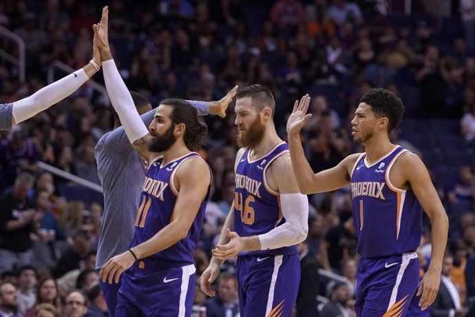 Ricky Rubio celebra la victoria de Phoenix Suns