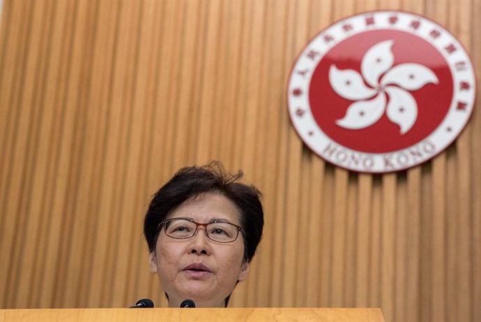 China.- La jefa de Gobierno de Hong Kong advierte de que "la violencia no soluci