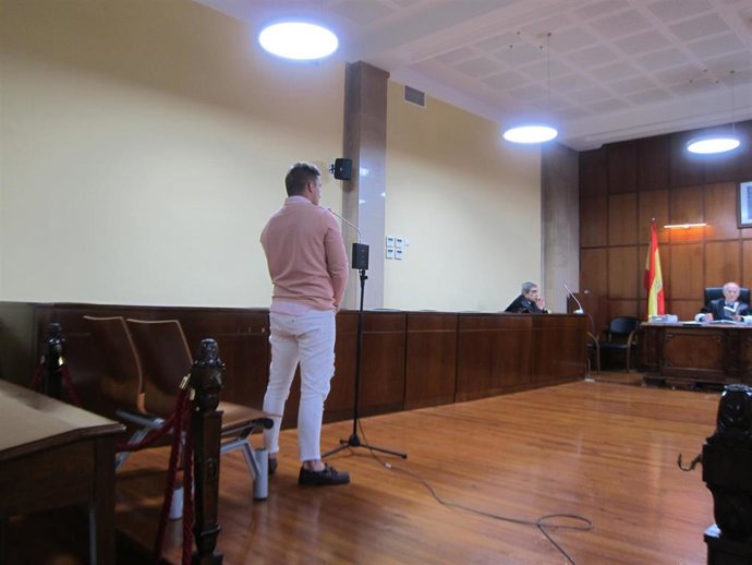 El acusado durante el juicio celebrado en la Audiencia de Jaén
