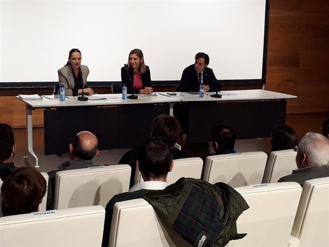 Presentación del Informa de Prospección de Necesidades Formativas en los Sectores Productivos, con la  presencia de la consejera de Empleo, Rocío Blanco