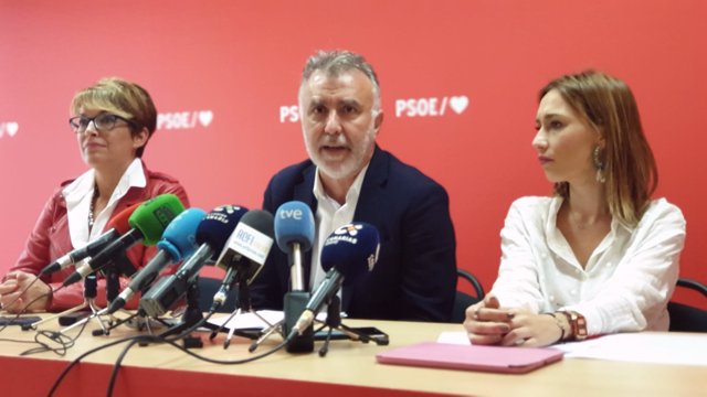 Rueda del prensa del PSOE para valorar los resultados del 10N