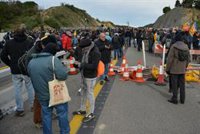 Uns 18 quilmetres de retencions a l'N-II per passar la Jonquera (Girona)