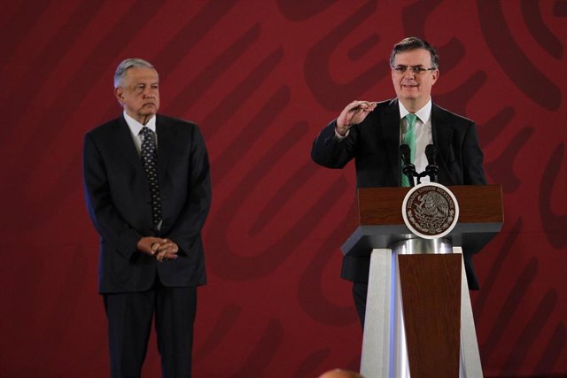 Marcelo Ebrard y Andrés Manuel López Obrador