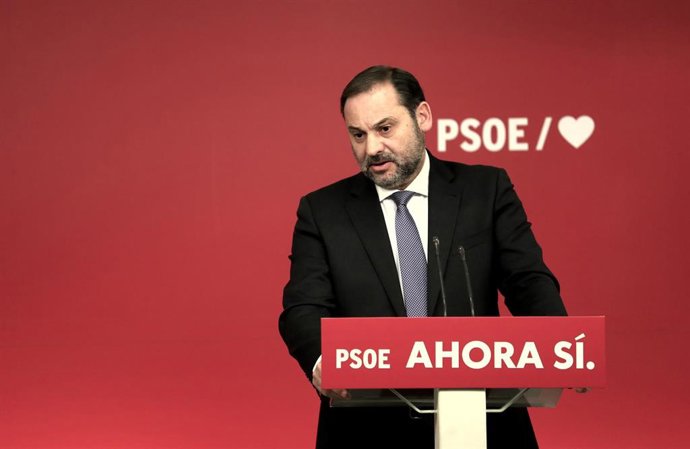 El ministro de Fomento en funciones, José Luis Ábalos interviene en rueda de prensa en la reunión de la Comisión Ejecutiva Federal del PSOE convocada tras la elecciones generales del 10N, en Madrid (España), a 11 de noviembre de 2019.