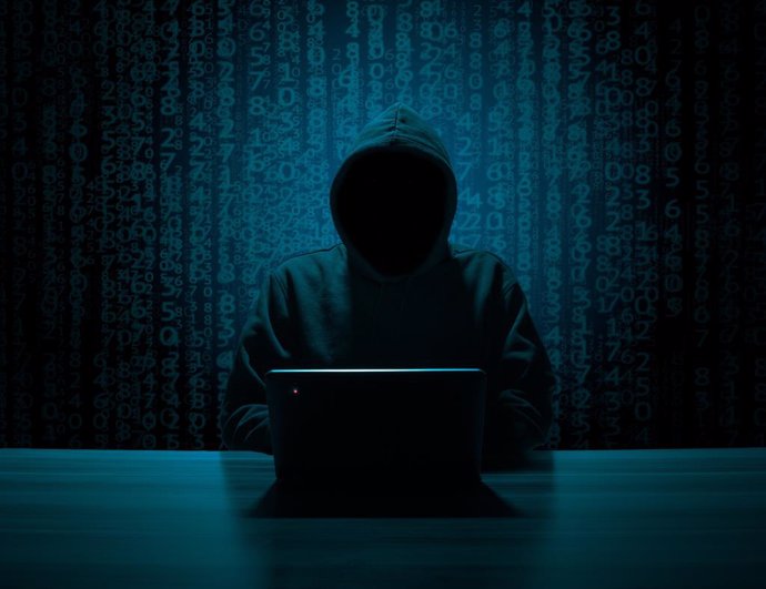 Un nuevo 'malware' permite a hackers grabar el contenido pornográfico que ven lo