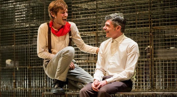 La obra teatral 'Juguetes rotos', que protagonizan Nacho Guerreros y Kike Guaza.