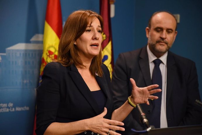 La consejera de Igualdad de C-LM, Blanca Fernández, en las Cortes