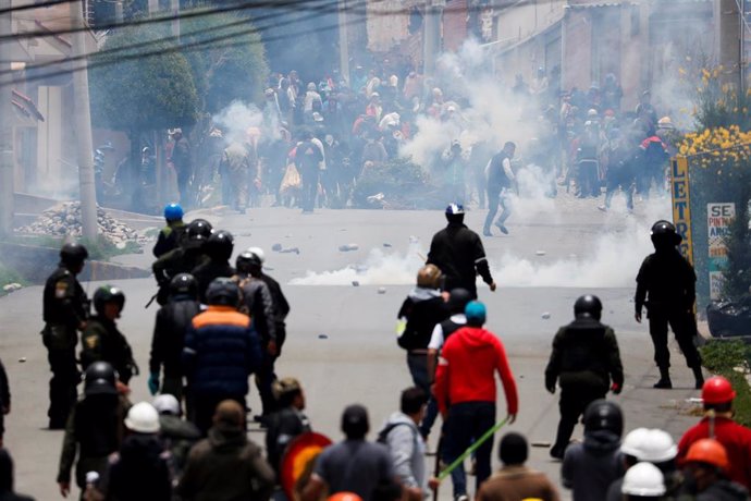 Enfrentamientos en La Paz entre simpatizantes y detractores de Evo Morales (imagen de archivo)