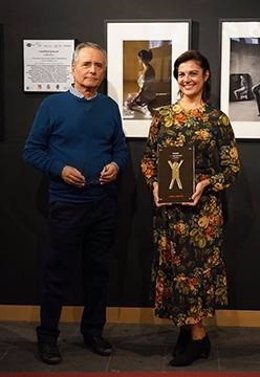La fotógrafa sevillana Sensi Lorente ha recibido el galardón Mediterraneum Collection que otorga el Med Photo Fest 2019 en el marco de su undécima edición.