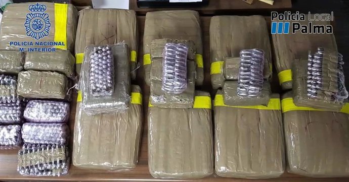 Droga incautada per la Policia Nacional.