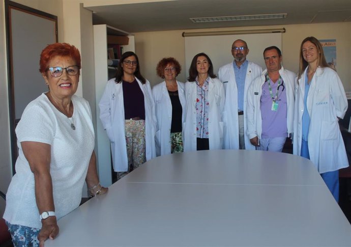 Trabajadores del Hospital General de Alicante, líder en trasplantes de riñón de donantes con anticuerpos frente al virus de la hepatitis C