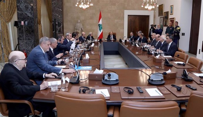 Reunión del presidente de Líbano con representantes internacionales