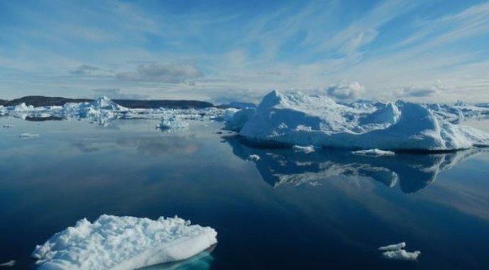 El deshielo y no el hollín acelera el calentamiento en el Ártico
