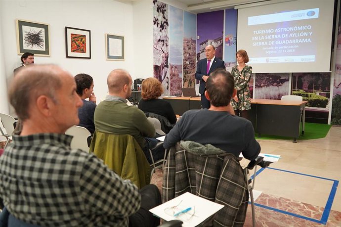 Diputación aborda con los agentes turísticos los pasos a dar para lograr que Segovia sea declarado destino 'Starlight'