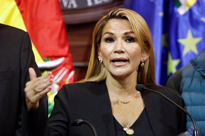 La segunda vicepresidenta del Senado de Bolivia, Jeanine Áñez