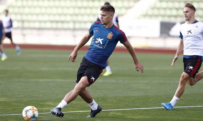 Fútbol/Sub-21.- Montero sustituye al lesionado Cuenca en la convocatoria de la S