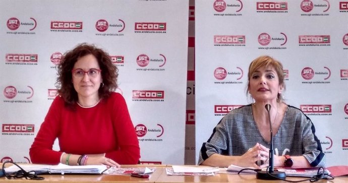 Nuria López (CCOO-A) y Carmen Castilla (UGT-A), en rueda de prensa.