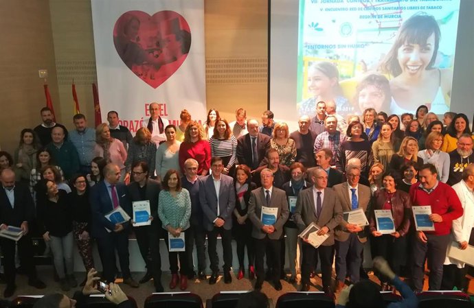 El consejero de Salud, Manuel Villegas, inaugura la VII Jornada Control y Tratamiento del Tabaquismo y V Encuentro de la Red de Centros Sanitarios Libres de Tabaco