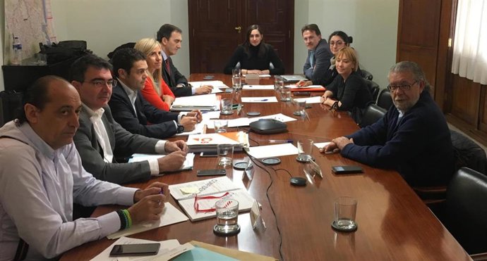 Imagen de la reunión de la comisión de trabajo de la Empresa Municipal de Transportes (EMT) de Valncia que investiga el fraude de cuatro millones de euros en este entidad.