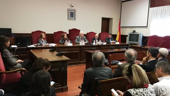 Jornada celebrada en Valladolid para explicar y analizar el protocolo sobre mediación judicial contencioso-administrativa.