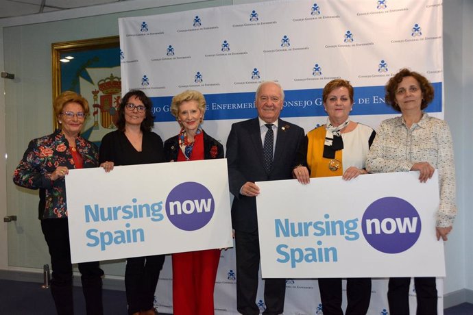 Las matronas formalizan su adhesión al movimiento 'Nursign Now España'