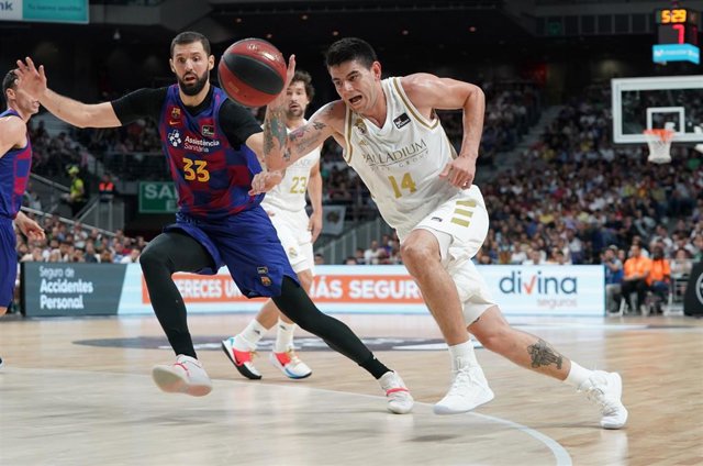 Deck (Real Madrid) y Mirotic (Barça)