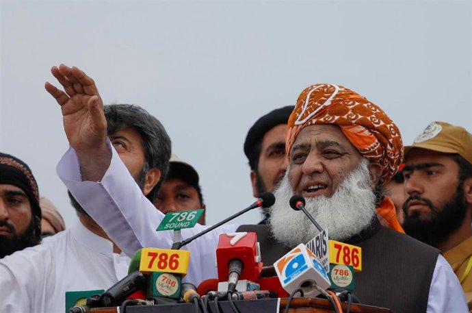 Fazlur Rehman, líder opositor paquistaní
