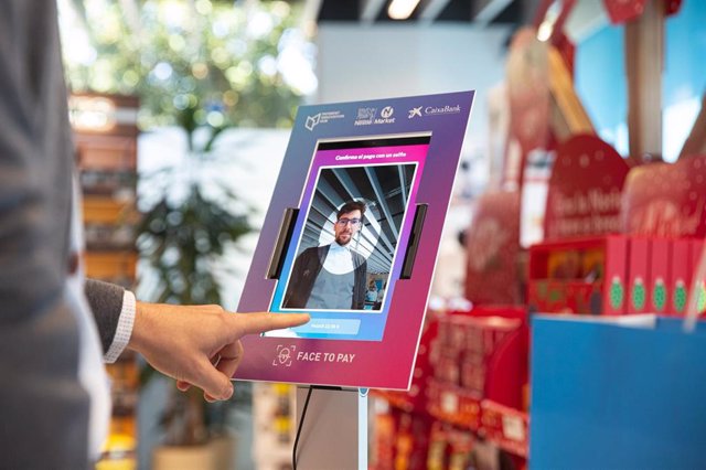 La tienda Nestlé Market en Esplugues (Barcelona) habilita el pago de compras a través de selfis.