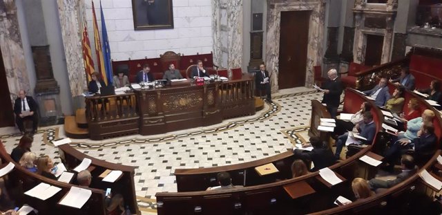 Pleno de aprobación inicial del presupuesto en el Ayuntamiento de València
