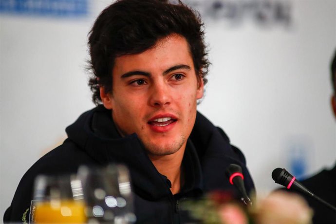 El esquiador español Juan del Campo durante los Desayunos Deportivos de Europa Press