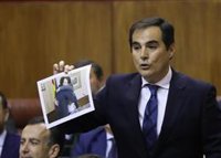 Nieto compara la foto de Sánchez e Iglesias con la de Breznev y Honecker: "nos ha costado 200 millones"