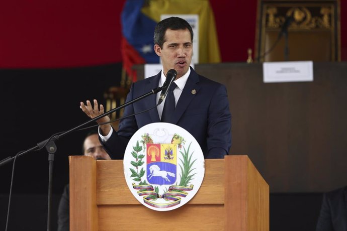 El autoproclamado "presidente encargado" de Venezuela, Juan Guaidó