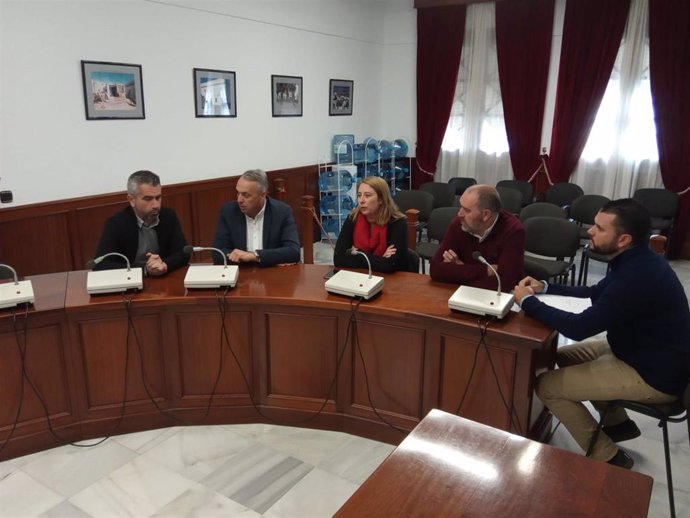 Ruiz Boix reunico con el alcalde de Benalup