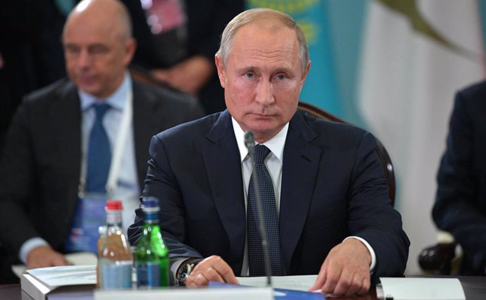 Ucrania.- Putin descarta reunirse con Zelenski antes de la próxima cumbre del Cu