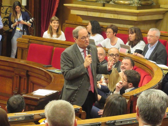El president de la Generalitat, Quim Torra, en el ple del Parlament