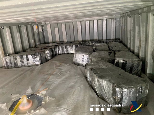 Incautados 500 kilos de cocaína ocultos en un contenedor en el Puerto de Barcelona
