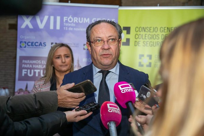 El consejero de Hacienda y Administraciones Públicas, Juan Alfonso Ruiz Molina, en declaraciones a los medios