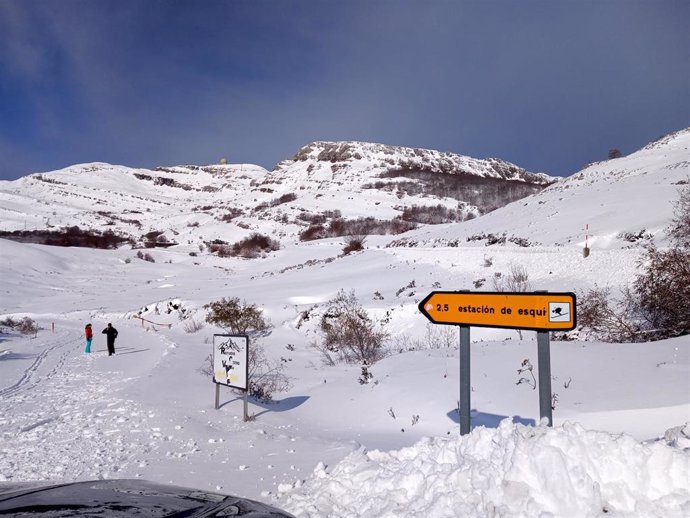 El Puerto de Lunada (Burgos), nevado.