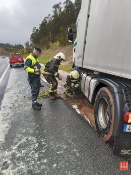 Derrame de gasoil en la autovía A-8
