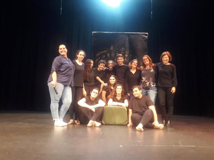 El Ayuntamiento impulsa el programa El teatro y los valores, como vía atractiva para la difusión y debate sobre aspectos como la solidaridad, la empatía, la igualdad, el respeto o los valores democráticos.