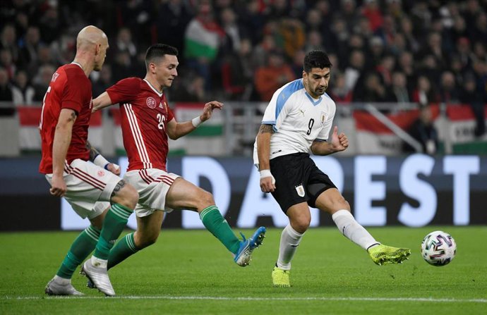 Luis Suárez en el amistoso Hungría-Uruguay
