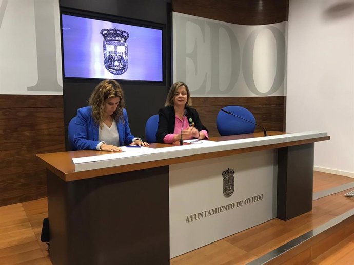 Anabel Santiago y Ana Taboada.