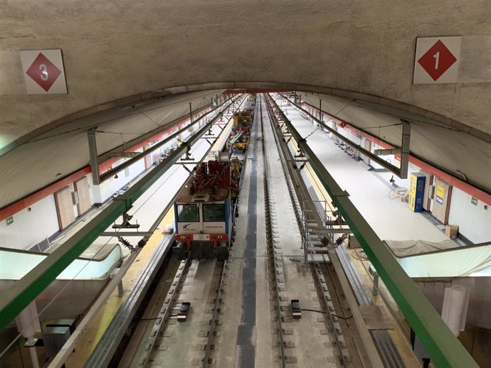 Imagen de la estación de Recoletos durante las obras de remodelación del túnel ferroviario a su paso.