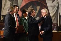 Page ensalza la "admirable" gestión de Barreda con "un metabolismo intelectual no común"