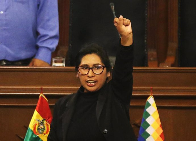 La senadora Eva Copa Murga es nombrada presidenta del Senado de Bolivia