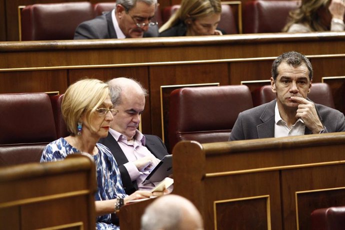Diputados de Unión, Progreso y Democracia (UPyD) en el Congreso en 2014: Rosa Díez, Carlos Martínez Gorriarán y Toni Cantó