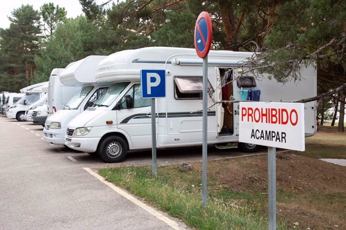 Caravanas en la Playa Pita (Soria).