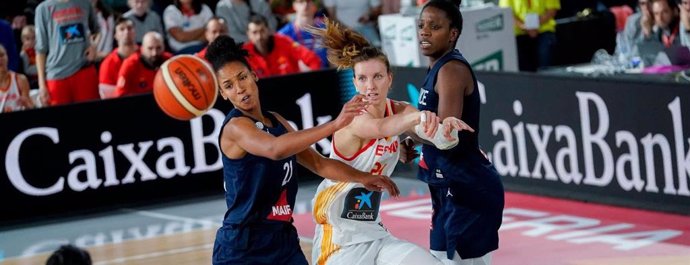La selección española femenina de baloncesto ante Francia